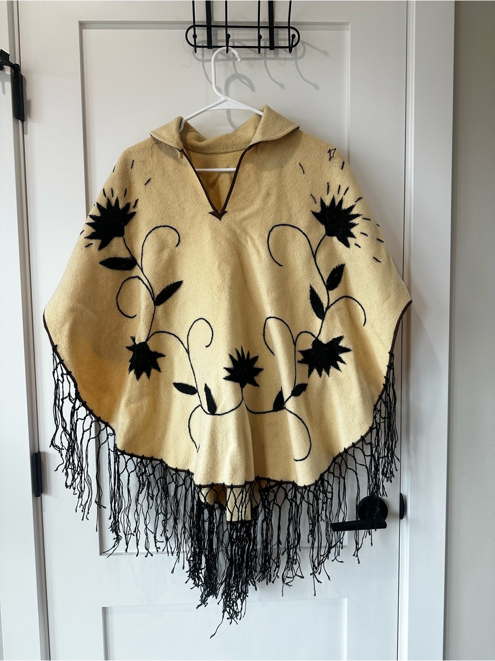 Handwoven Cream and Black Floral Fringe Poncho - Unbranded